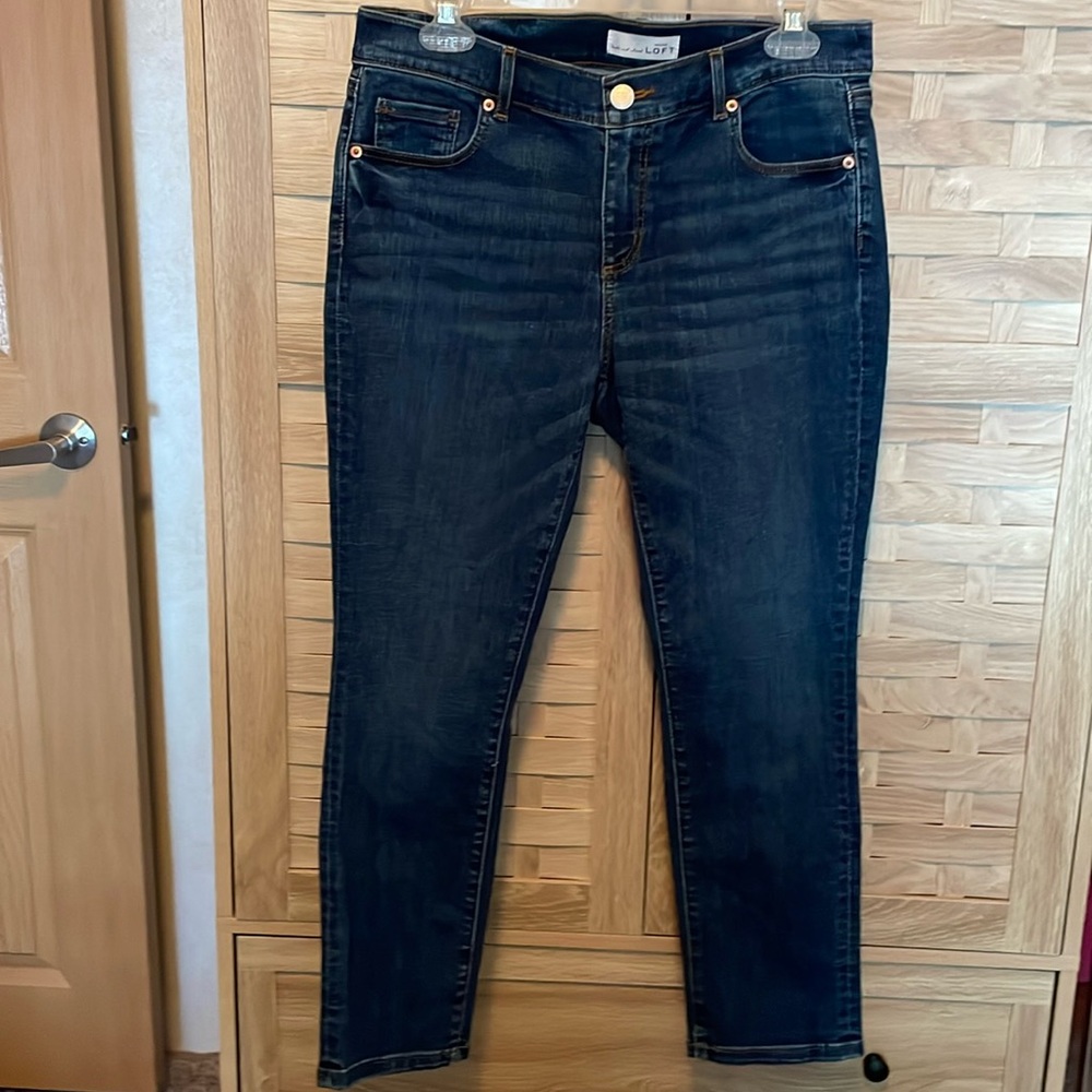 NWOT Ann Taylor made and loved Loft straight leg jeans, 15 1/2 - 16 waist